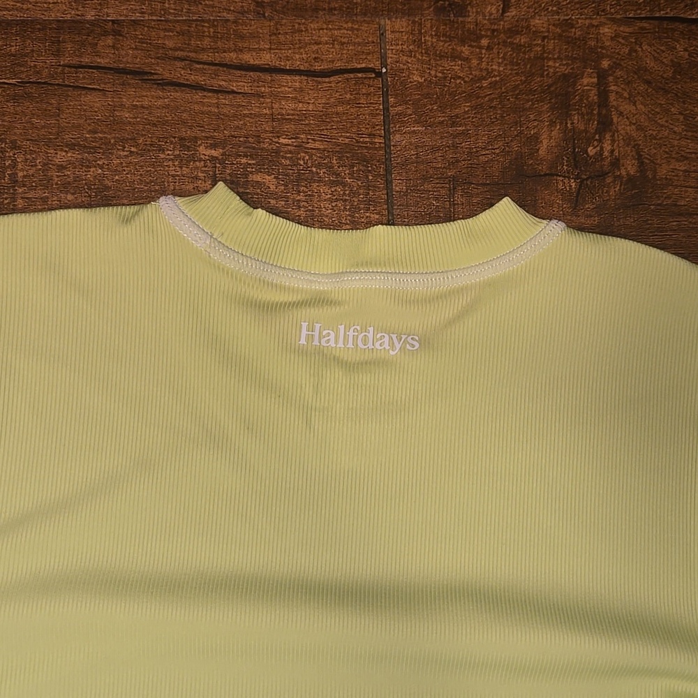 Halfdays Mollie Performance T-Shirt Lime Green Pistachio Ribbed Knit Athleisure - Picture 7 of 7